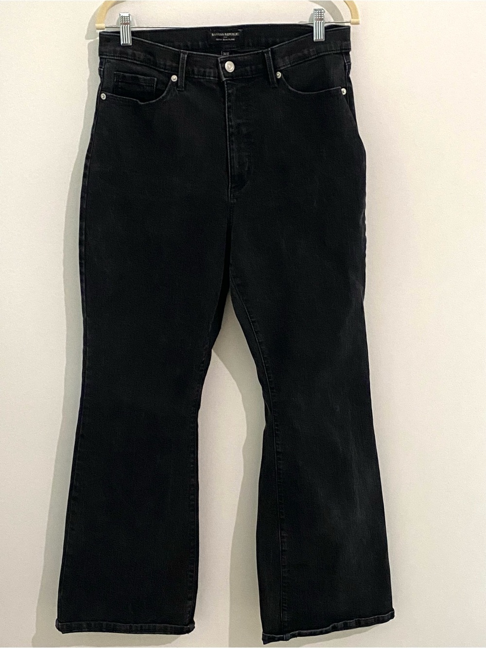 Banana Republic Black Wash Curvy Slim Flare Size 31/12